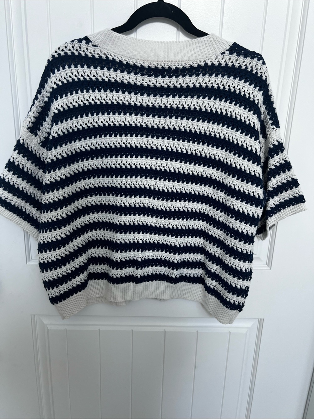 ✨NWOT✨ Universal Thread Navy & Cream Striped Crochet Cardigan - Picture 7 of 9